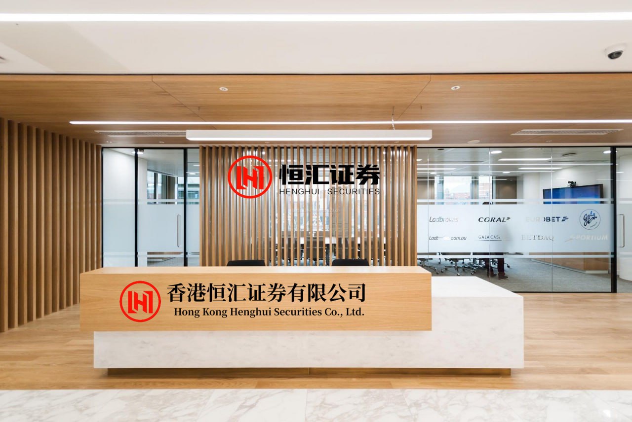 好易配资 头号Anthropic黑马斯克，决定把xAI变成Anthropic